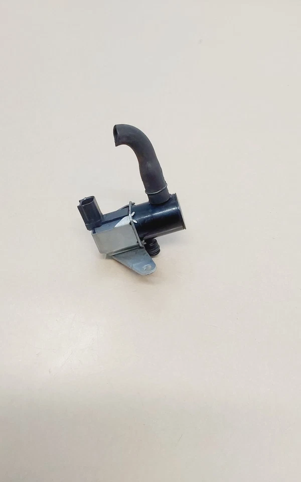 Electroválvula de vacío de acelerador Honda Insight 2014 OEM Foto 4 de 4