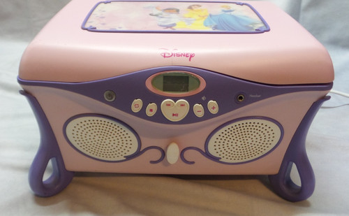 Disney Princesses CD Jukebox Player Jewelry Box DJB4000-P 2005 USED/ WORKS