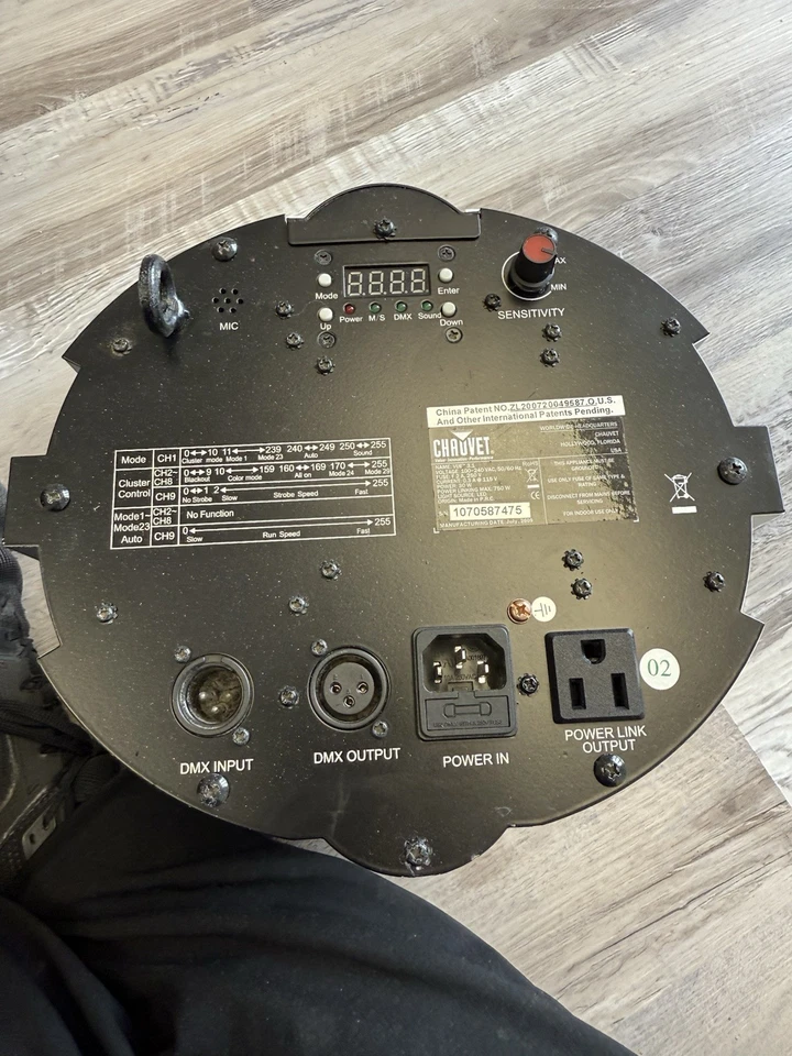 Chauvet Vue II Effect light. RGB DMX - Image 2 of 4