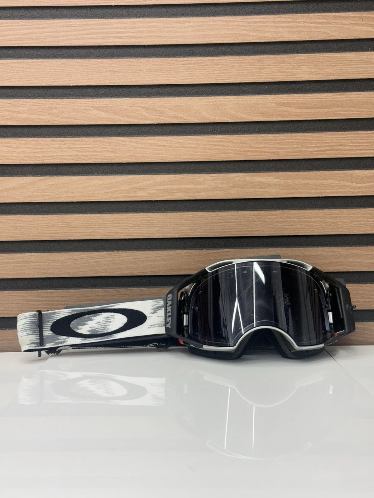 Oakley Airbrake MX - White / Black - Dark Grey Lens