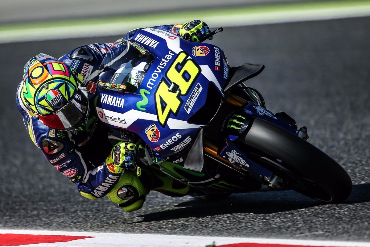 MINICHAMPS Yamaha Yzr-m1 Moto GP 2016 Valentino Rossi