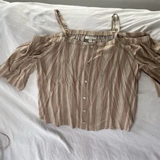 Sanctuary Peasant Blouse. NWT. Size M Studio B