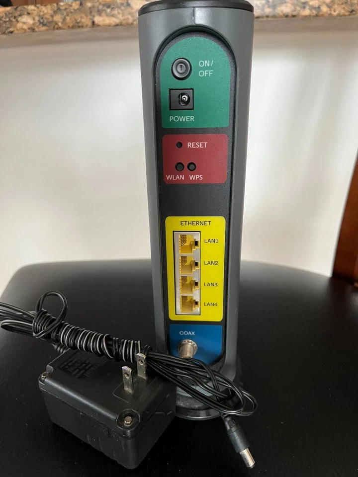 Motorola MG7315 8x4 343 Mbps DOCSIS 3.0 Cable Modem Plus N450 Wi-Fi Router - Image 2 of 3