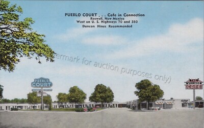 Roswell, NM: Pueblo Court and Cafe - vintage New Mexico roadside Postcard