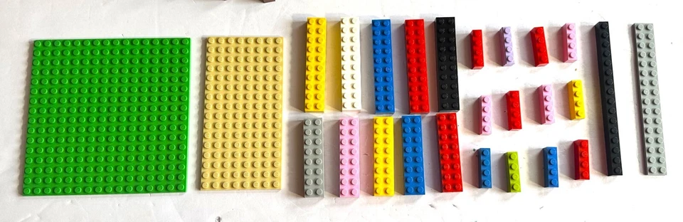 Lot of 5 Lego Packages Includes Base Plates Bricks and Lots of Pieces & Parts - Image 2 of 4