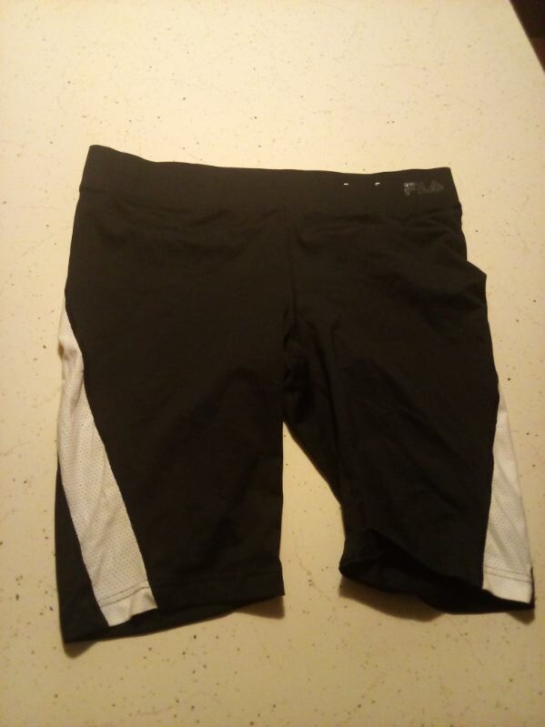 Pantaloncini sportivi FILA L