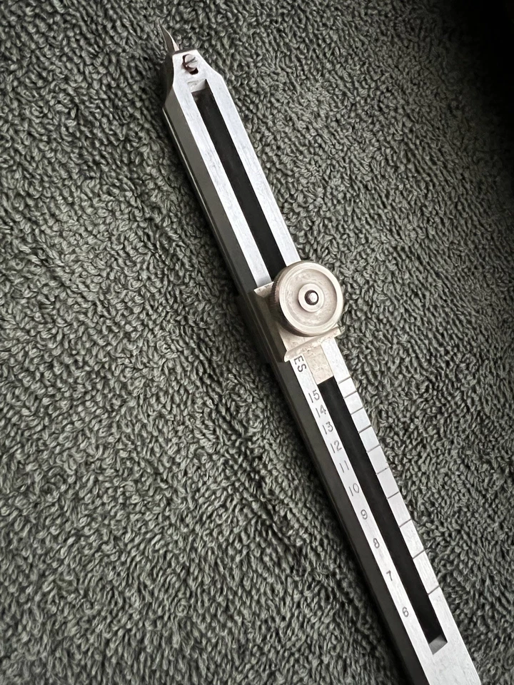 Divisor proporcional vintage con estuche marca USCE en caja de herramientas N Foto 3 de 4