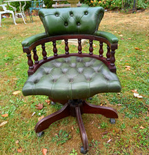 Green Leather Tufted Swivel Office Chair, Dark Wood Frame 55x60x85cm