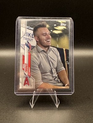 2020 Topps Photo Image Variation Short Print U-4 Mike Trout Collared Shirt SP