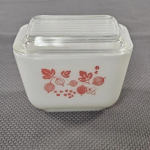Vintage PYREX Pink Gooseberry 501-B 1-1/2 Cup Dish With Lid Great Shape 1 READ⬇