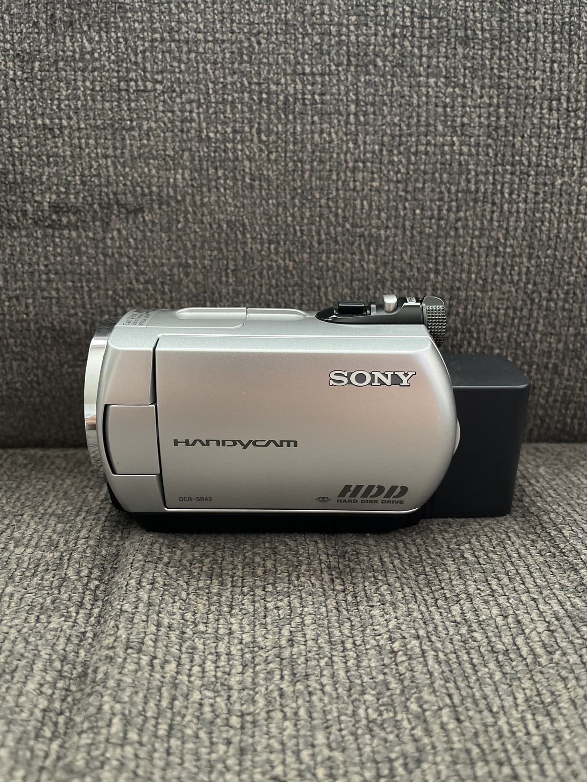 Sony Handycam DCR-SR42 40x Optical Zoom 2000x Digital HDD Camcorder-image