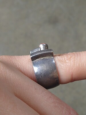 Vintage Ronnie Willie Sterling Silver Ring Coral 8.25 Navajo Vintage Ronnie Willie Sterling Silver Ring Coral 8.25 Navajo