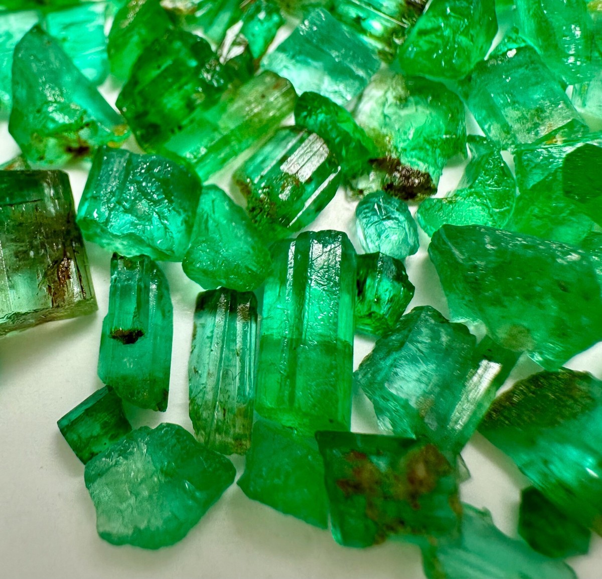 52 CT Natural Rough Top Green Panjshir Emeralds Crystal Lot From