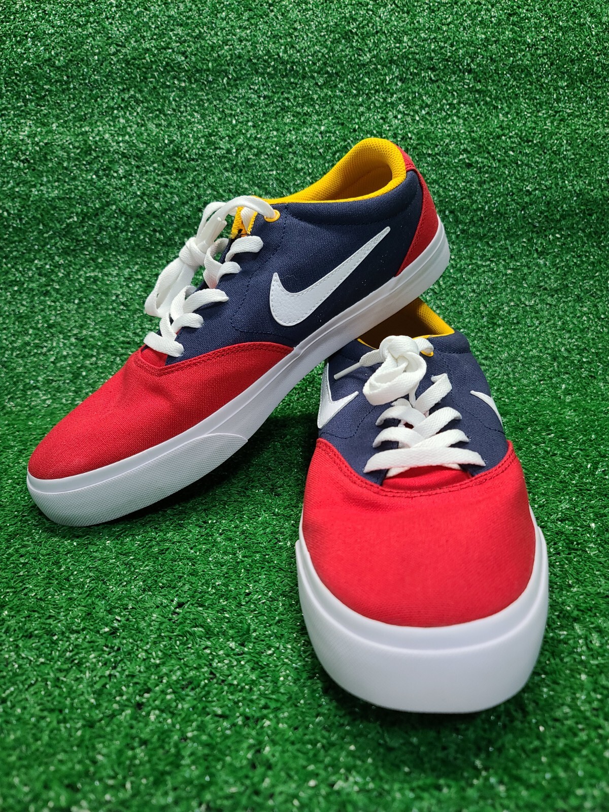 Nike SB Charge Solarsoft University Red 