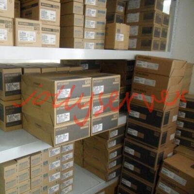 1PC Neu Mitsubishi MR-J2S-20B-PY135 Servo Drive