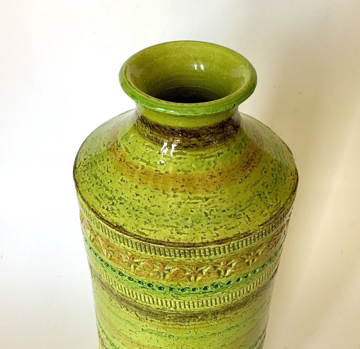 Tall 1960s Aldo Londi Bitossi Rosenthal Netter Rare Green Incised
