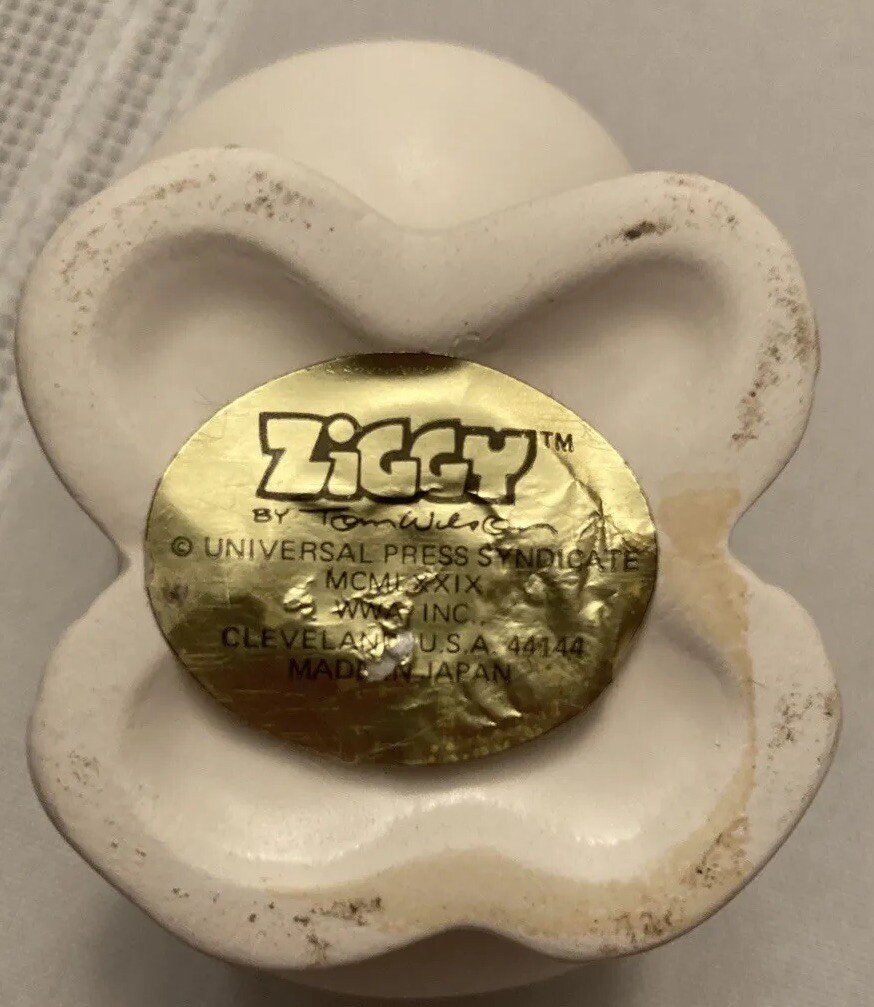 Vintage 1979 Ziggy and Dog Fuzz Ceramic Salt and Pepper Shakers Tom