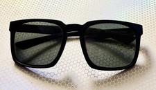 Suncloud Hundo Sunglasses Unisex Matte Black Polarized Gray Green Lenses