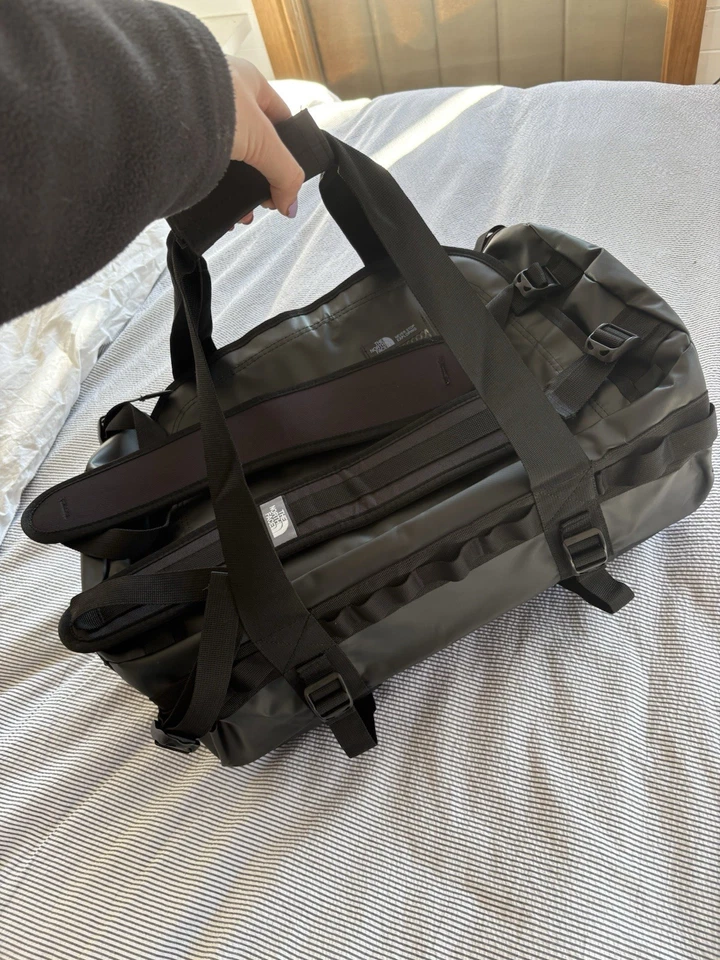 the north face bag - image 4 of 4