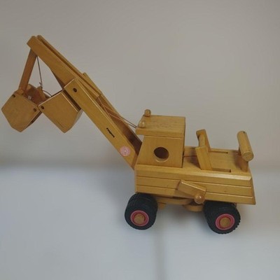 German-made fagus wooden crane truck work car educational toy