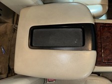 10-14 Chevy Tahoe Front Console Lidarmrest Only Cashmere 15217111