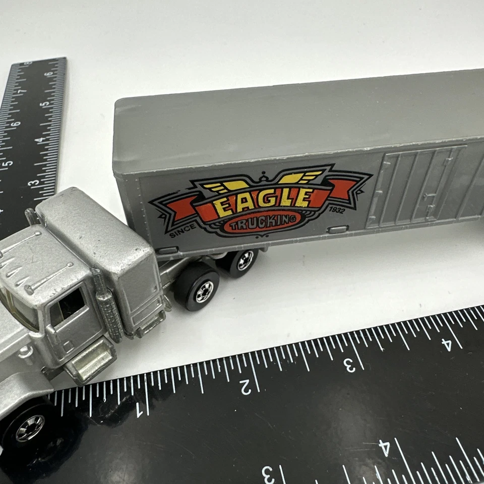 Hot Wheels Vintage Steering Rig Grey GMC Eagle Trucking - Image 3 of 4