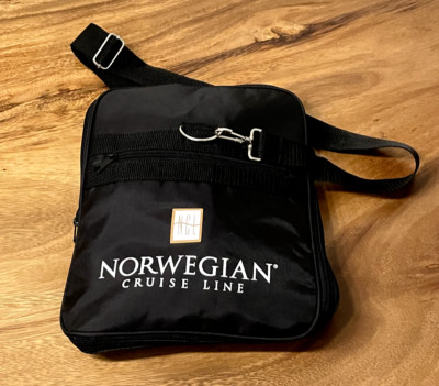 NEW~NORWEGIAN CRUISE LINE FOLDING PACKABLE SHOULDER BAG ~ CAN EXPAND TO DUFFLE!