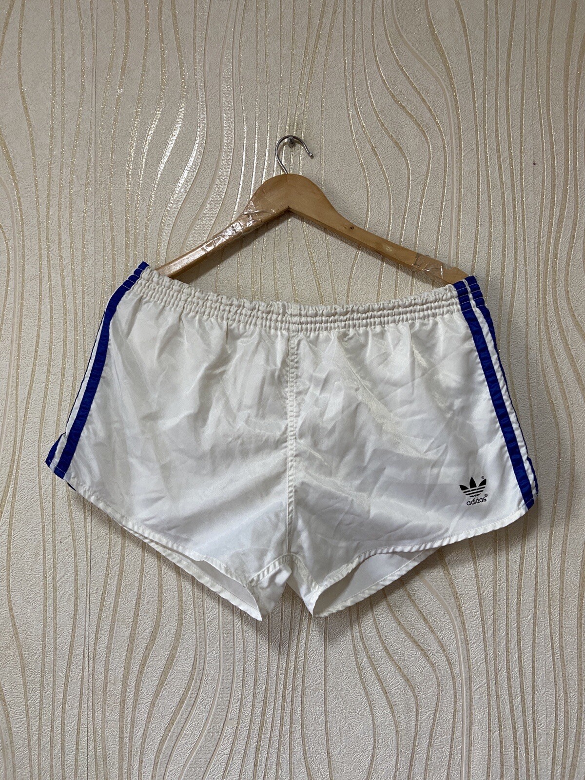ADIDAS VINTAGE SHORTS FOOTBALL SOCCER RUNNING sz M ME… Gem