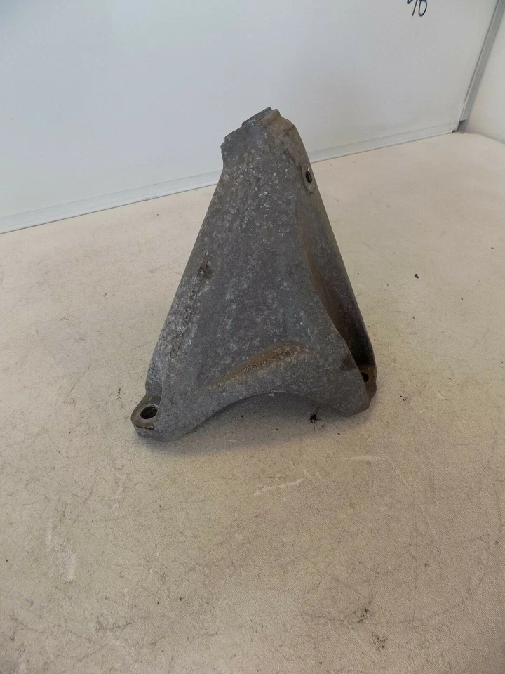 Оригинальный левый передний кронштейн крепления двигателя для Audi A8 Quattro 04–07 годов выпуска - Изображение 4 из 4