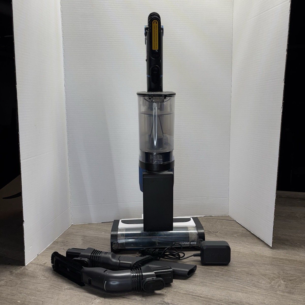 Shark UZ565H Pro Cordless Vacuum Cleaner with Clean Sense IQ