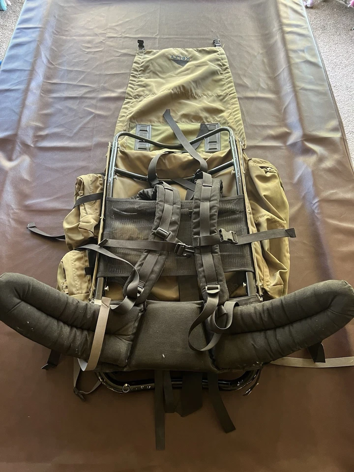 Mochila Kelty Marco Aluminio Senderismo Caza Verde Oliva De Colección Foto 3 de 4