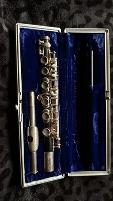 Gemeinhardt Piccolo 12220 plastic Body Silver Headjoint Black Finish with Case