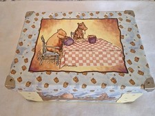Vintage Disney Classic Pooh Keepsake Storage Box Nursery Decor 13.5x9.5x7 Rare