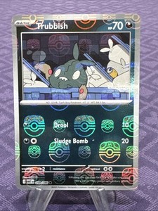 Trubbish (Master Ball Pattern) 059/086 Sv: White Flare Holo