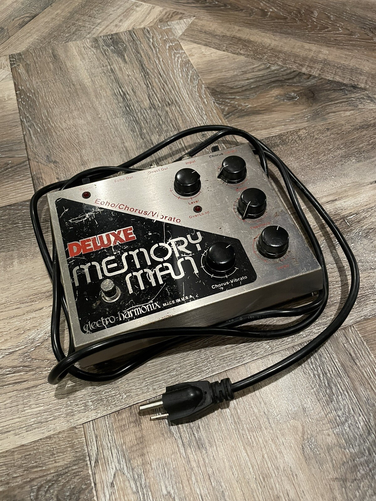 ElectroHarmonix Deluxe Memory Man Echo Chorus Vibrato Pedal VINTAGE eBay