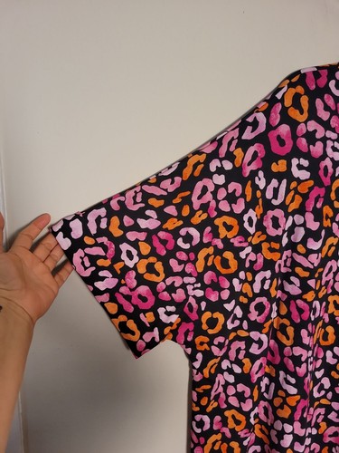 Dear Scarlett Cheetah Print Boxy Top Sz 3X - Picture 3 of 6