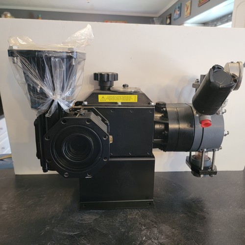 Pulsafeeder Pulsar 55BD Diaphragm Metering Water Bleach Pump 16.0 GPH 250.0 PSIG - Picture 15 of 20