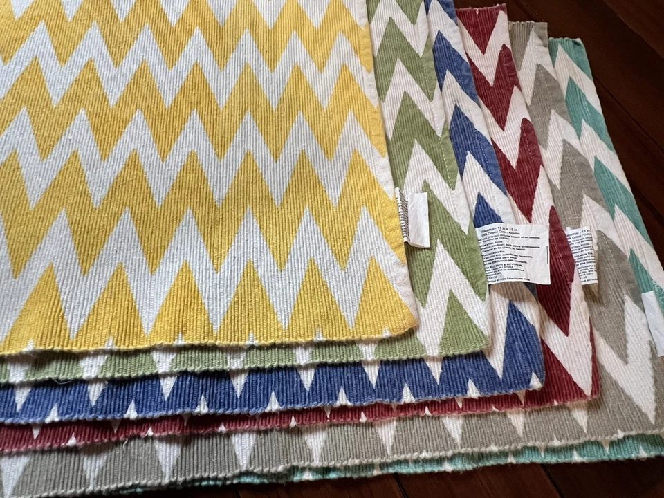 Set Of 6 Bed Bath And Beyond Chevron Ikat Placemat Multi Colored - Image 2 of 4