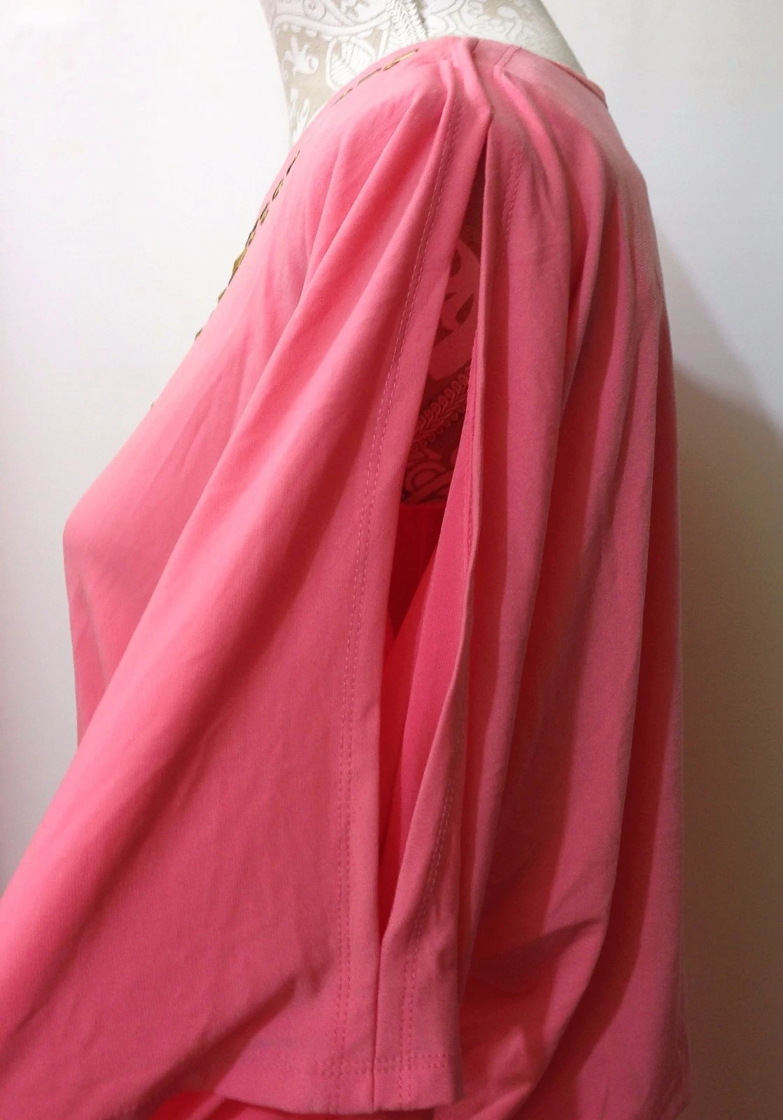 VETEMENTS Abito donna Thalia Sodi taglia media M borchie oro rosa corallo cintura nuovo senza etichette