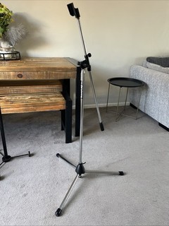 Soundlab Microphone Stand Telescoping Shaft In Great Condition
