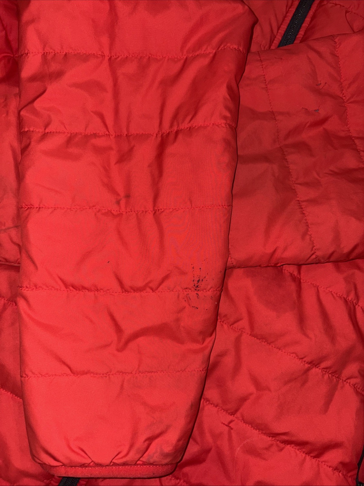 The North Face Men's Red Puffer Jacket, Size M thumbnail 3
