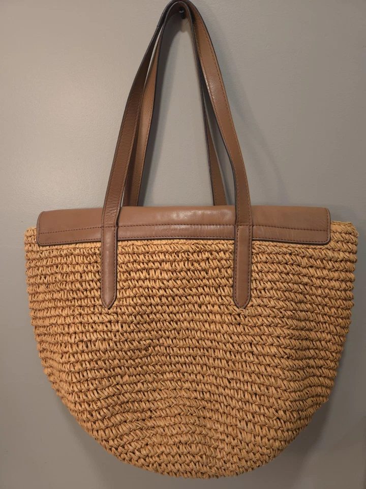 Michael Kors  Large Woven Straw Tote Bag Purse, Tan Leather Trim, Gold Hardware - Image 3 of 4