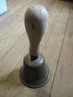 Antique Hand Held School Marm Brass Bronze Bell Wooden Handle Very Nice! — photo 3