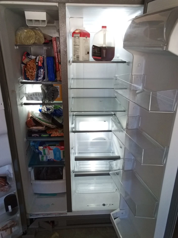 Whirlpool 2023 Model  Refrigerator and Freezer - Image 3 of 3