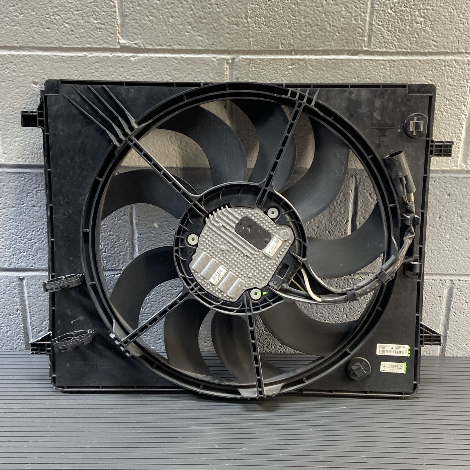 2017-2023 Maserati Levante M161 3.0L Engine Radiator Cooling Fan Shroud OEM