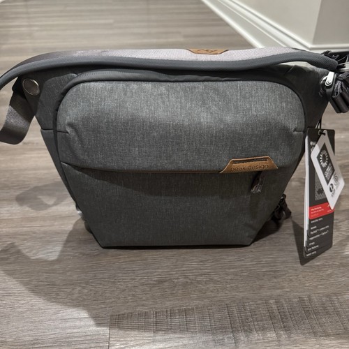 Peak Design Everyday Sling 6L Grey Camera Bag