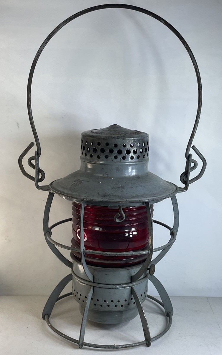 Dressel Arlington NJ Railroad Lantern Pat. No. 2157081 LampRed