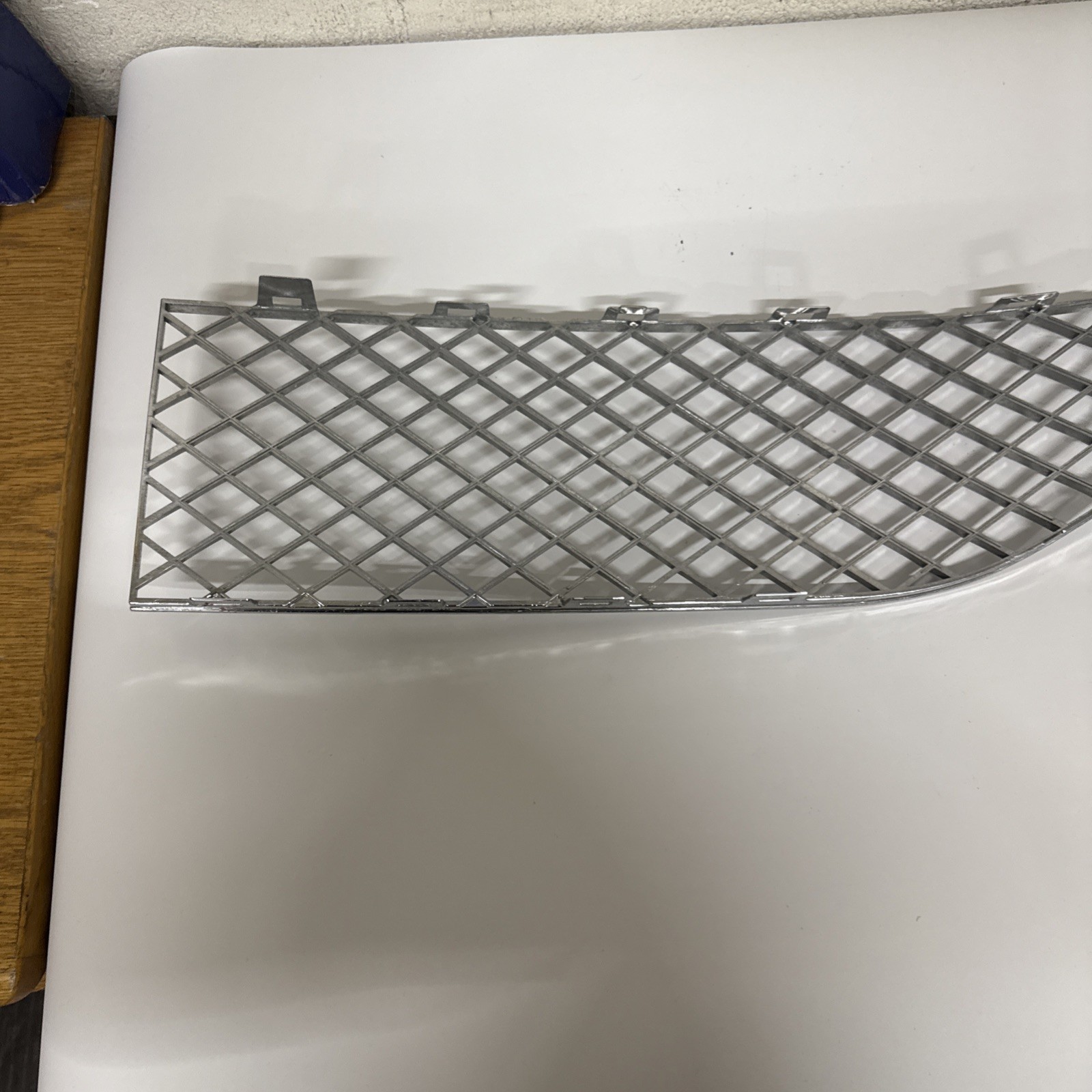 Bentley Continental Gt Gtc front bumper left center grill 16-18 3W3807681#3165