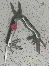 Multi-tool Stainless steel Plier , Saw Great tools —