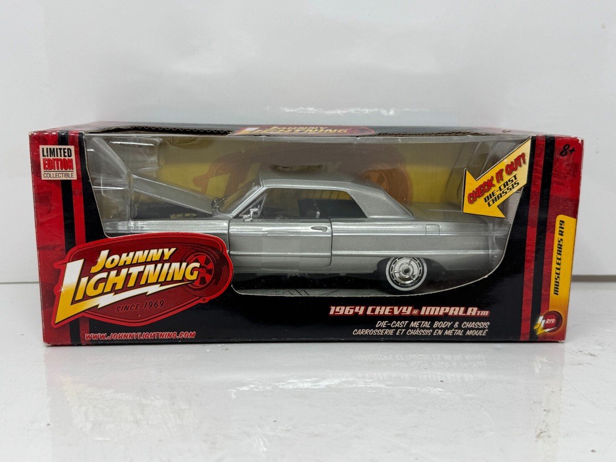 Johnny Lightning 1964 Chevy Impala Musclecars R19 Limited Edition